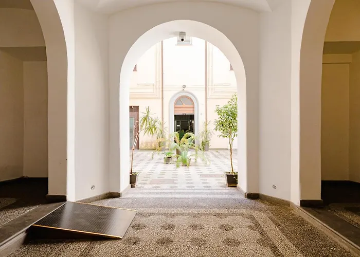 Апартаменты Classic Near The Colosseum *